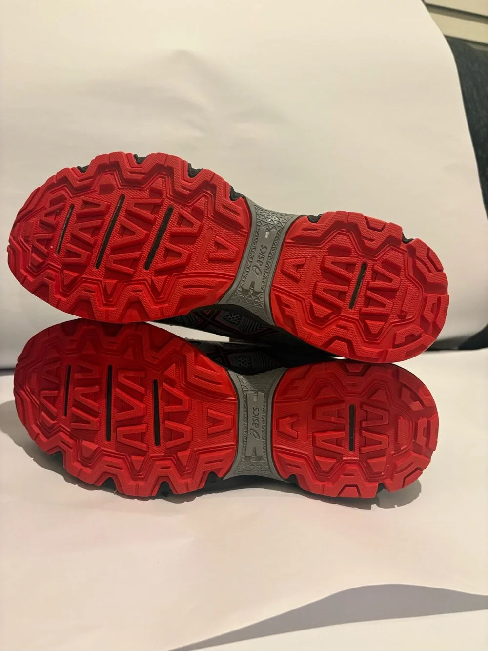 Asics Gray and Red men’s size9 Athletic Running Sneakers